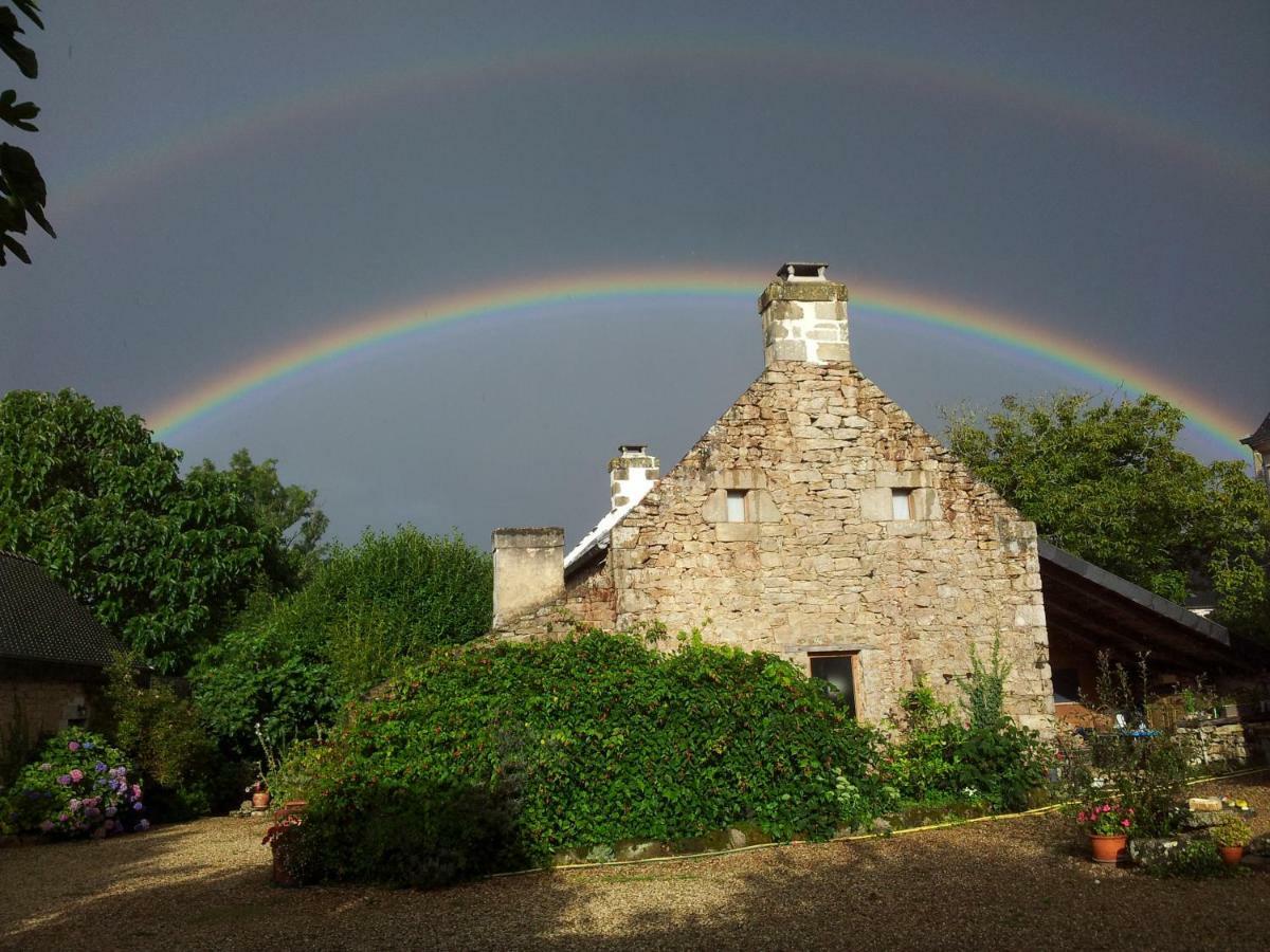 La Ferme De Kerhors Hotel Tréméoc Екстериор снимка