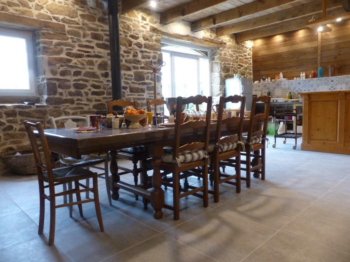 La Ferme De Kerhors Hotel Tréméoc Екстериор снимка